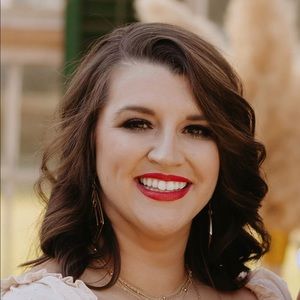 Meet your Posher, Brandee